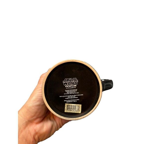 Star Wars Ceramic Mug Black Multi-Color Comic Book Design 11 oz - Picture 3 of 7